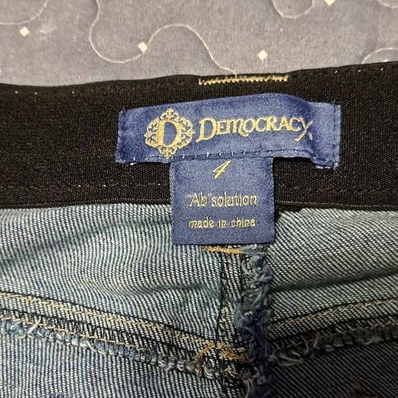 Democracy "abs" solution ankle jeans size 4 - Picture 3 of 6